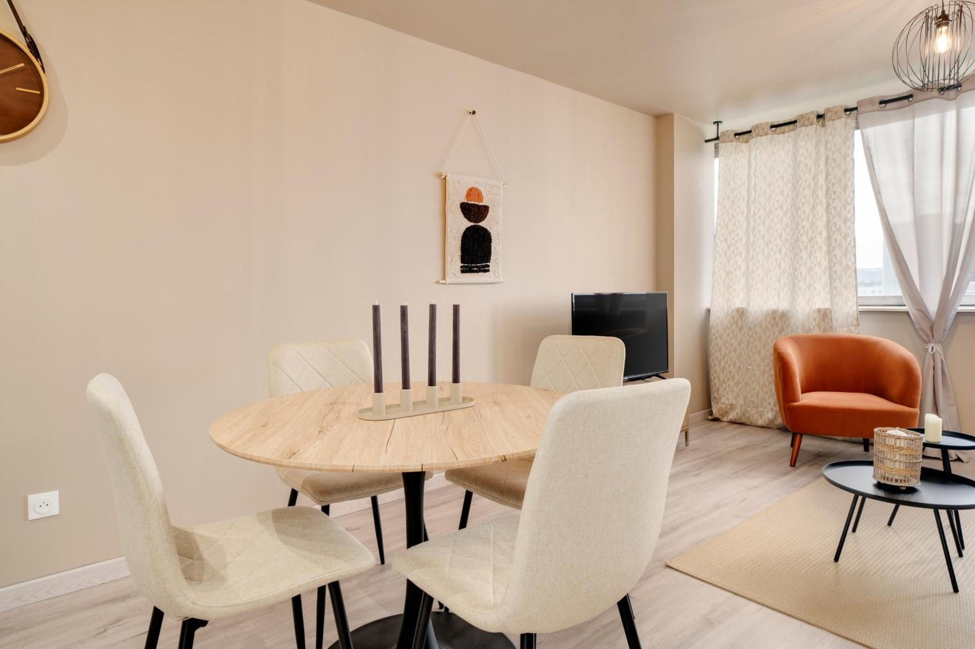 L'elegance Du Centre - Gare Congres - Parking - T3 *